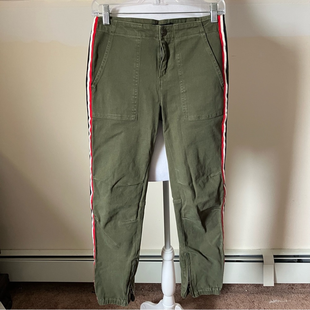 Pam & Gela Cargo Elastic Striped Hem Pant in Seaweed Green size 26 - Picture 2 of 9